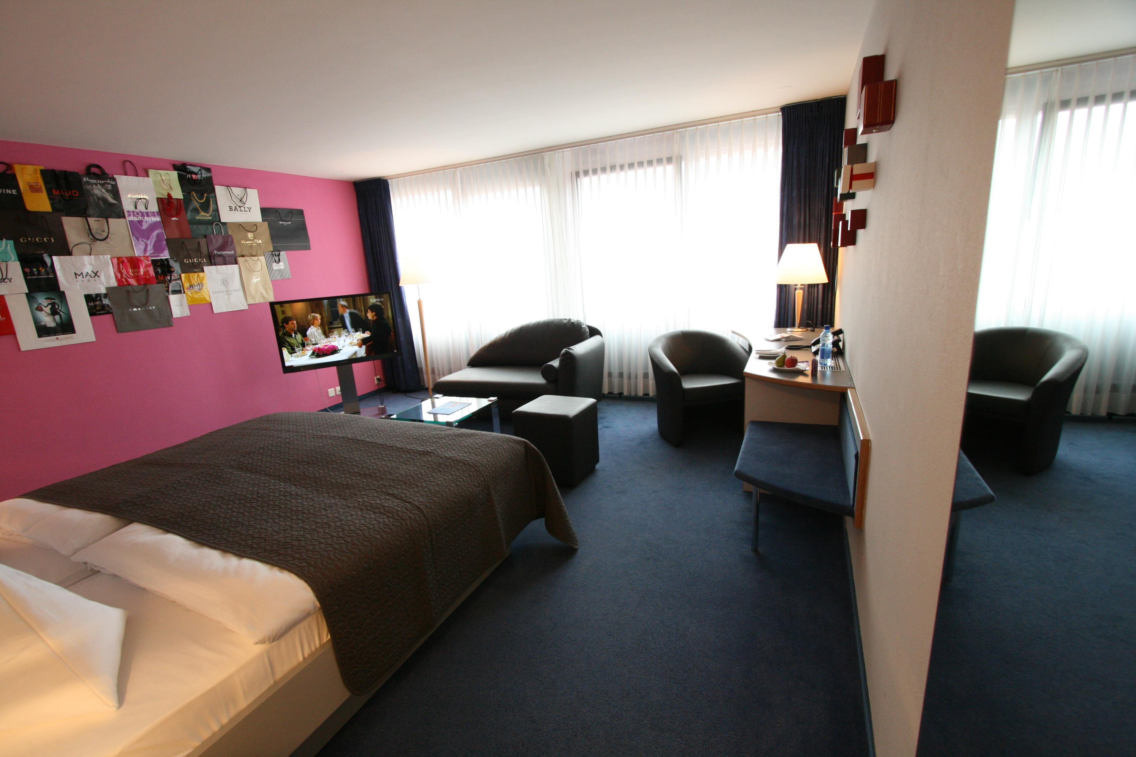 Geroldswil Swiss Quality Hotel Exterior foto